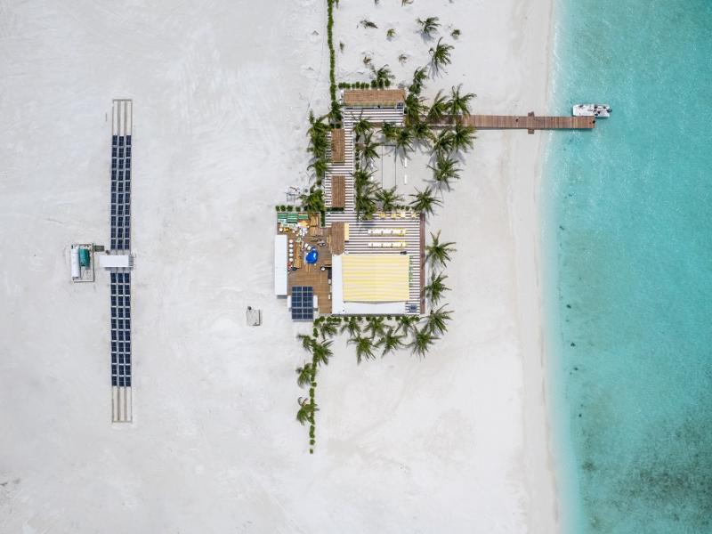 Solarator® Fold-Out 75+ kVa and Solarator® Chiller fully deployed on remote island